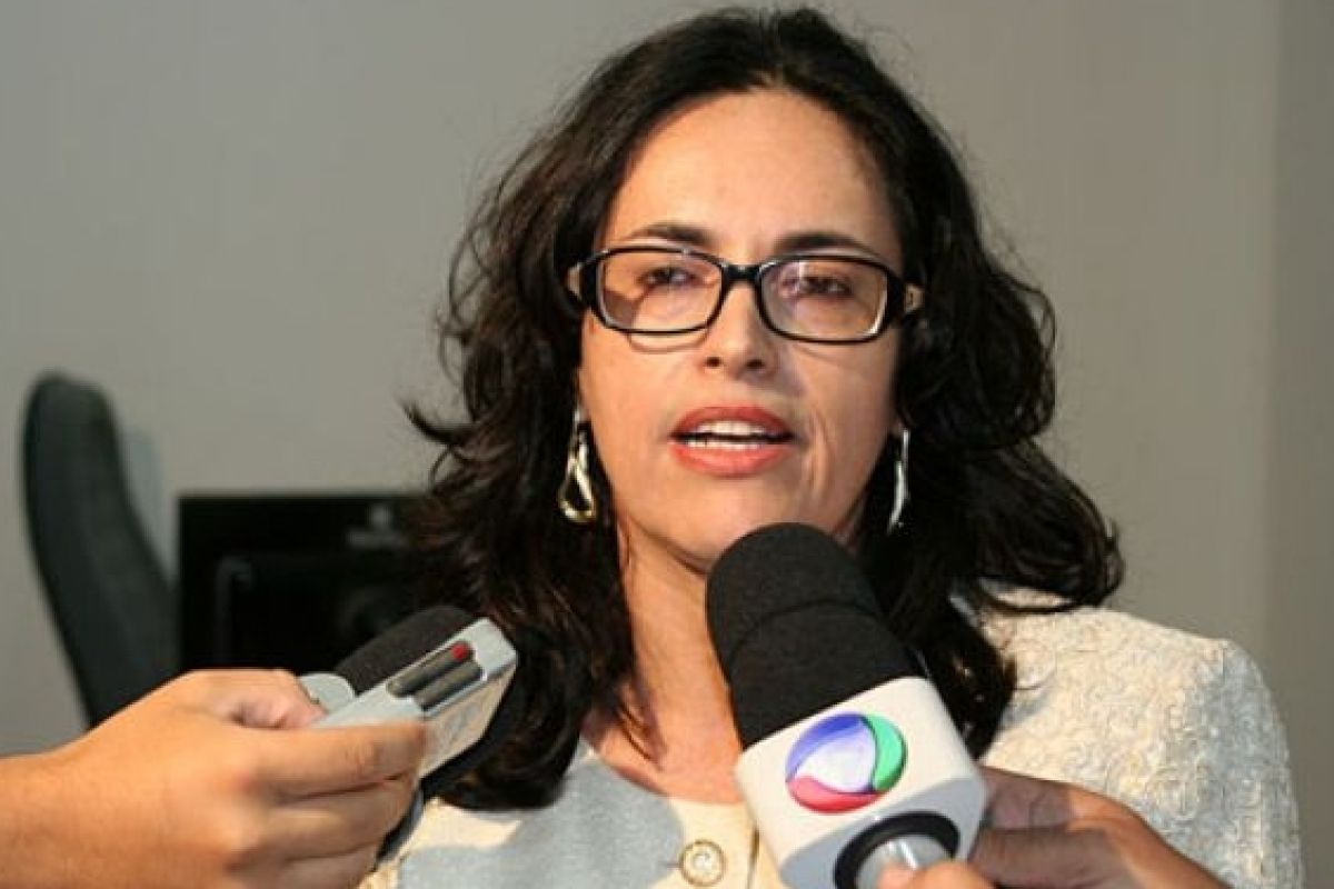 Novo pedido de vistas adia julgamento que pode aposentar juíza